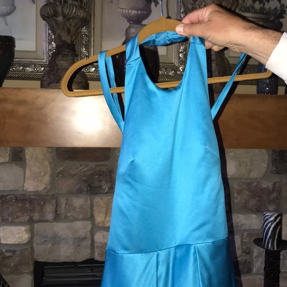 Copy-cat taylor swift formal dress - Picture 4 of 8